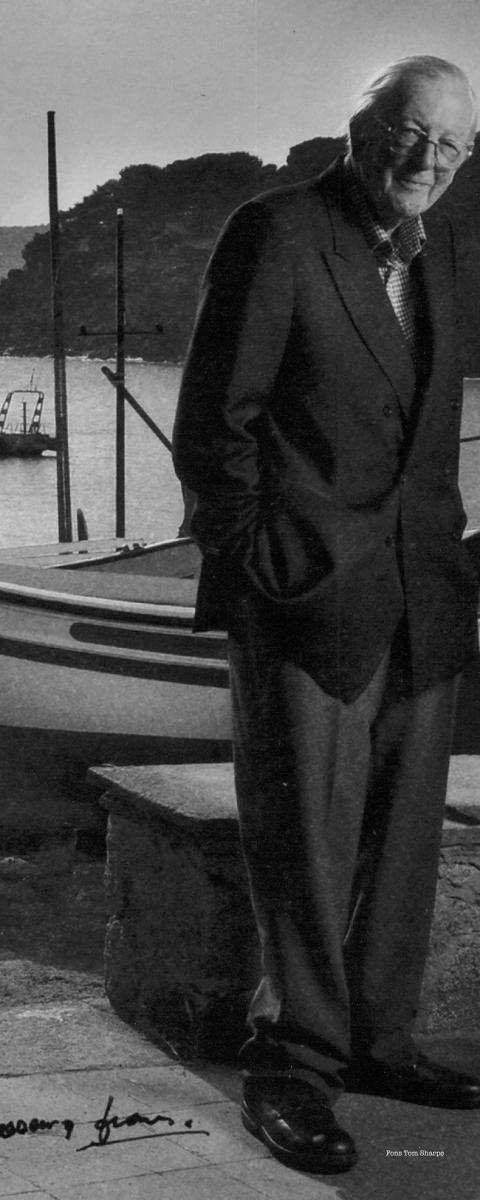 4. Tom Sharpe. Vida (1951-1961)