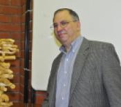 Simon A. Levin a la Facultat de Biologia. © J. M. Rué, Universitat de Barcelona