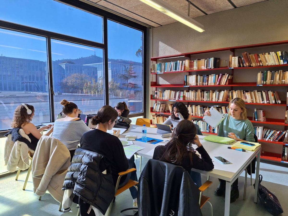 Nous equipaments al CRAI Biblioteca de Dret