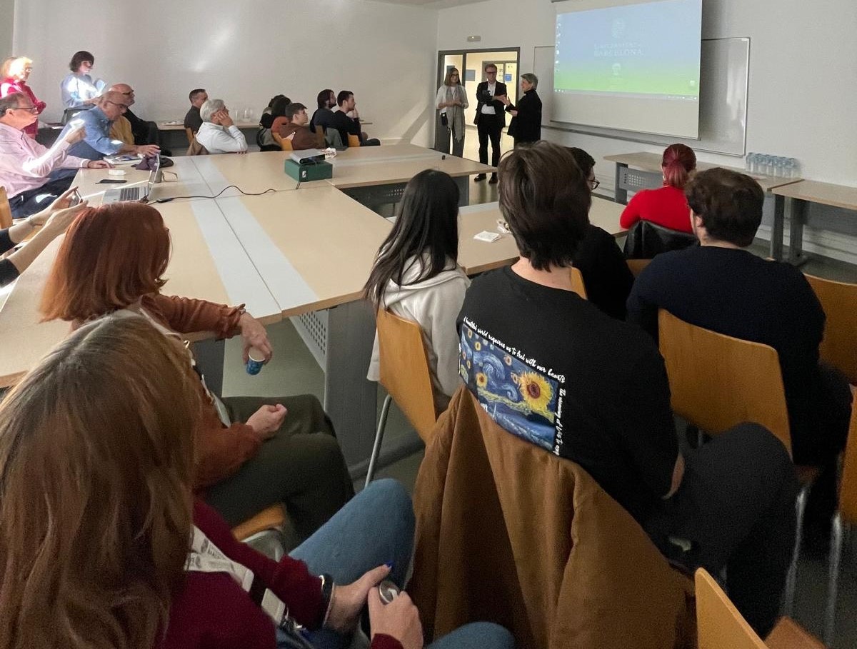 Research Café sobre Humanitats Digitals al CRAI Biblioteca de Filosofia, Geografia i Història