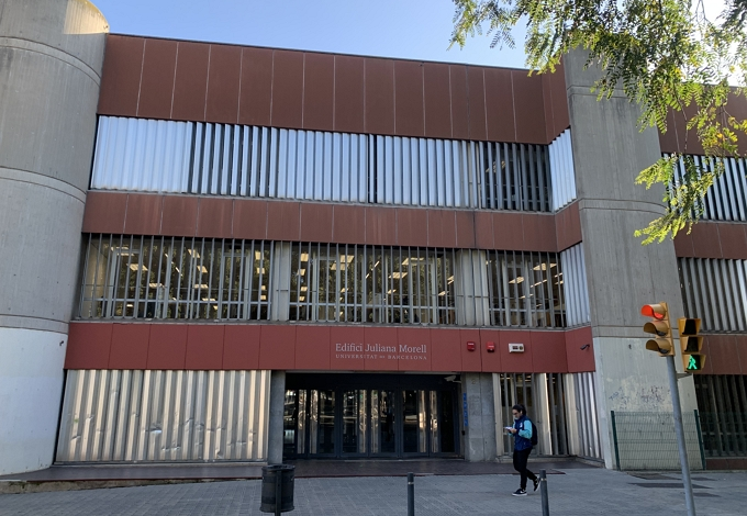 Façana del CRAI Biblioteca de Belles Arts