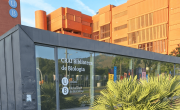 Façana del CRAI Biblioteca de Biologia