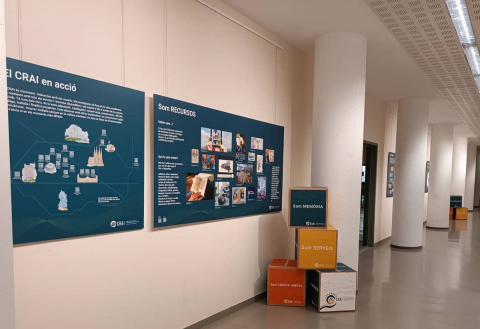 Exposició 20 anys del CRAI UB, al CRAI Biblioteca de Filosofia, Geografia i Història
