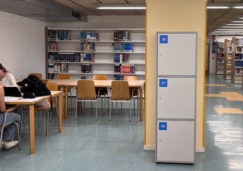 Nous armariets per als usuaris del CRAI Biblioteca del Campus Bellvitge