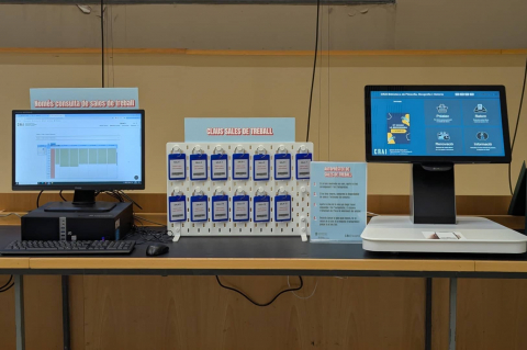 Prova pilot d'autopréstec de sales de treball al CRAI Biblioteca de Filosofia, Geografia i Història