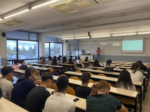 El CRAI Biblioteca d’Economia i Empresa col·labora en el Seminari Curs de Transició de Batxillerat a la Universitat