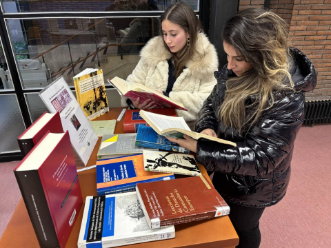 El CRAI Biblioteca de Dret commemora el 8M amb una mostra bibliogràfica sobre Victoria Abellán Honrubia