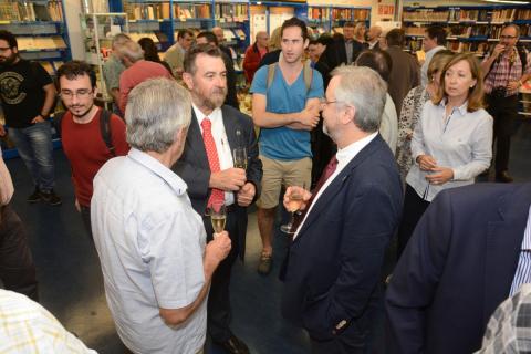 Acte d'inauguració de l'exposició Irving Langmuir i el naixement de la Ciència de Superfícies