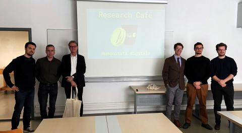 Research Café sobre Humanitats Digitals al CRAI Biblioteca de Filosofia, Geografia i Història