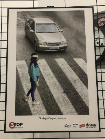 Nova exposició de fotografies artístiques de sensibilització viària al CRAI Biblioteca del Campus de Mundet