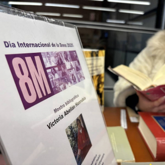 El CRAI Biblioteca de Dret commemora el 8M amb una mostra bibliogràfica sobre Victoria Abellán Honrubia