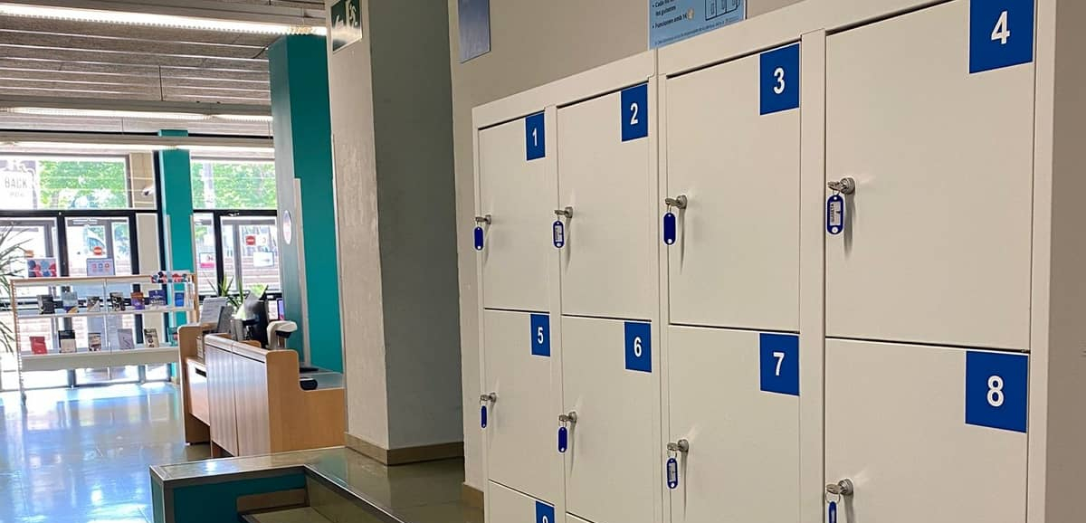 Nous armariets al CRAI Biblioteca d'Economia i Empresa (Grau)